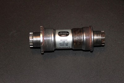Shimano 105 Octalink Cartridge Bottom Bracket BB-5500 68 x 109.5mm New In Box