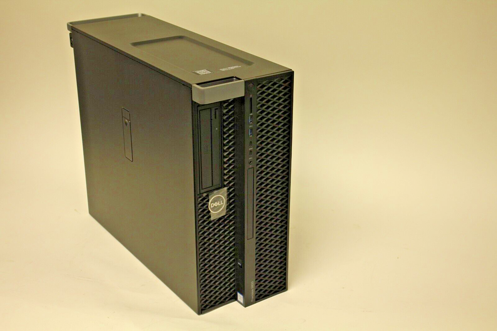 Dell Precision 5820 (Xeon W-2123, 32GB, 256GB NVMe, 1TB HDD, Quadro P400, Win10) Dell Precision 5820 (Xeon W-2123, 32GB, 256GB NVMe, 1TB HDD, Quadro P400, Win10)