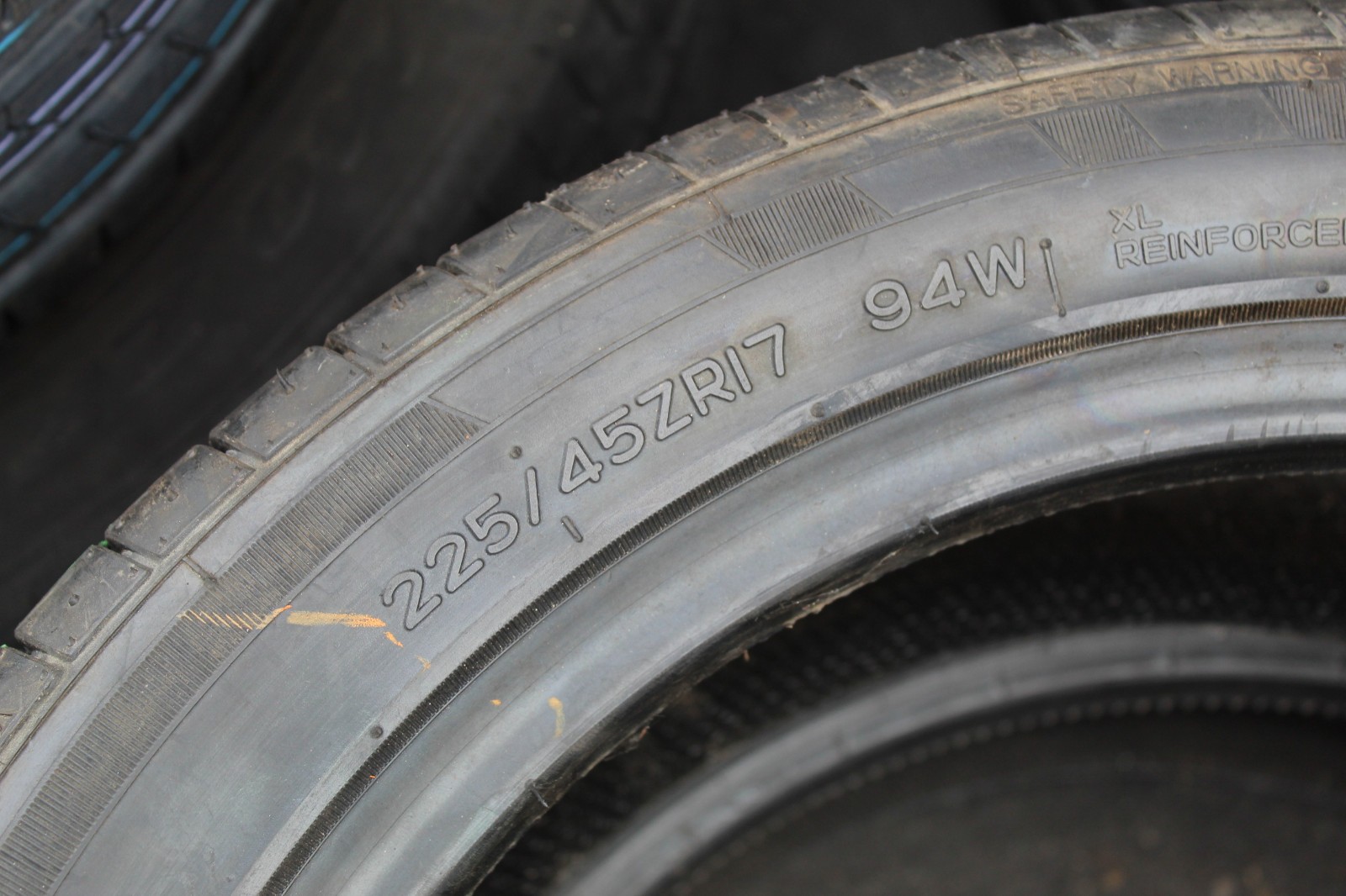 New 225 45 17 Star Performer, TNG UHP, XL, 94W, x1 Single Tyre (F1_tyres) L3677