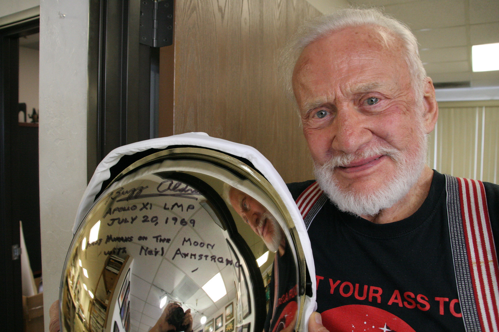 Buzz Aldrin one of a kind signed replica Apollo 11 helmet! Astronaut Gemini 12