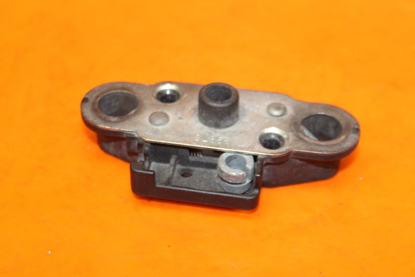 2014 KAWASAKI NINJA ZX10R OEM REAR PASSENGER SEAT LATCH LOCK