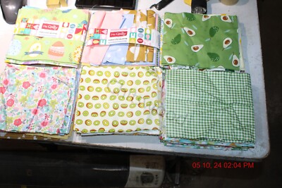 Mrs. Quilty, 8 Fat Quarters, 21.6'' x 18.1''  X 6(six)