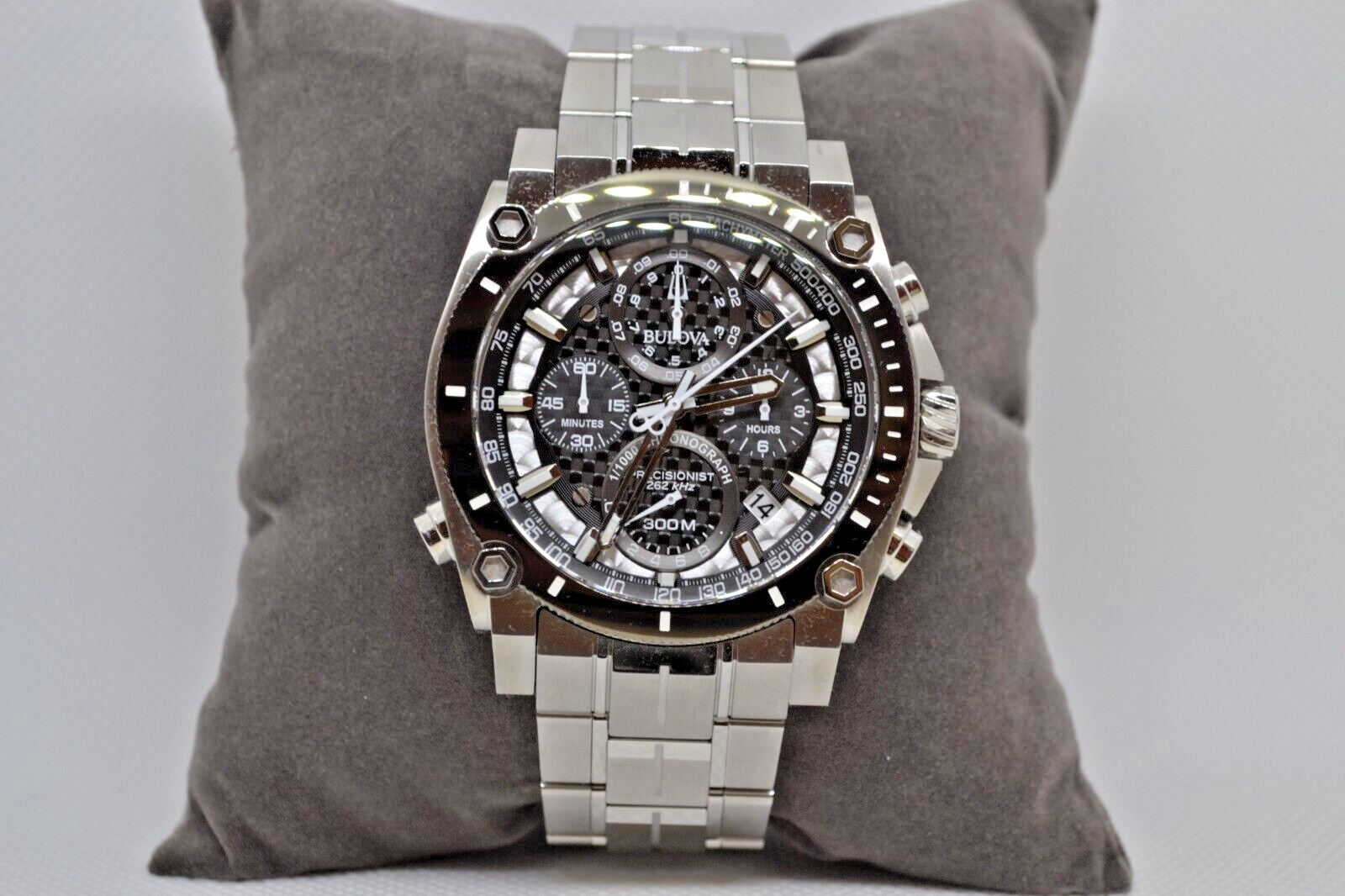 Pre-owned Bulova Precisionist Chronograph Stainless Steel Quartz Men's Watch 98b405 /