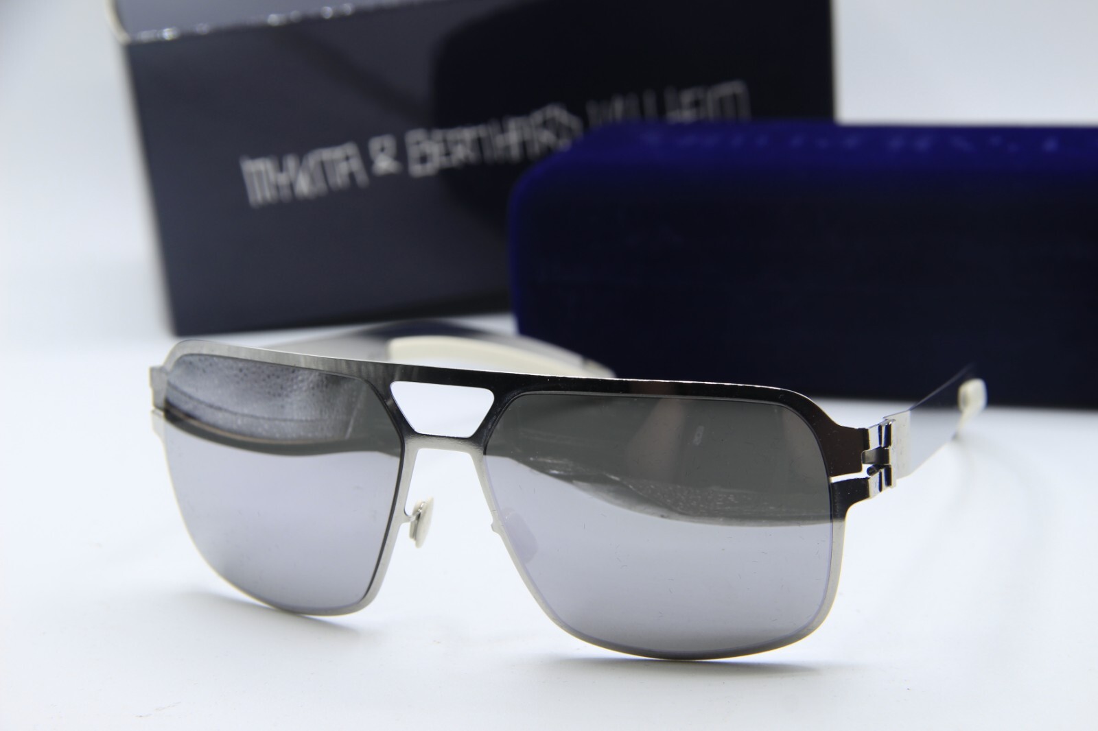 小物 MYKITA&BERNHARD WILLHELM Silver $_57.JPG?set_id=880000500F