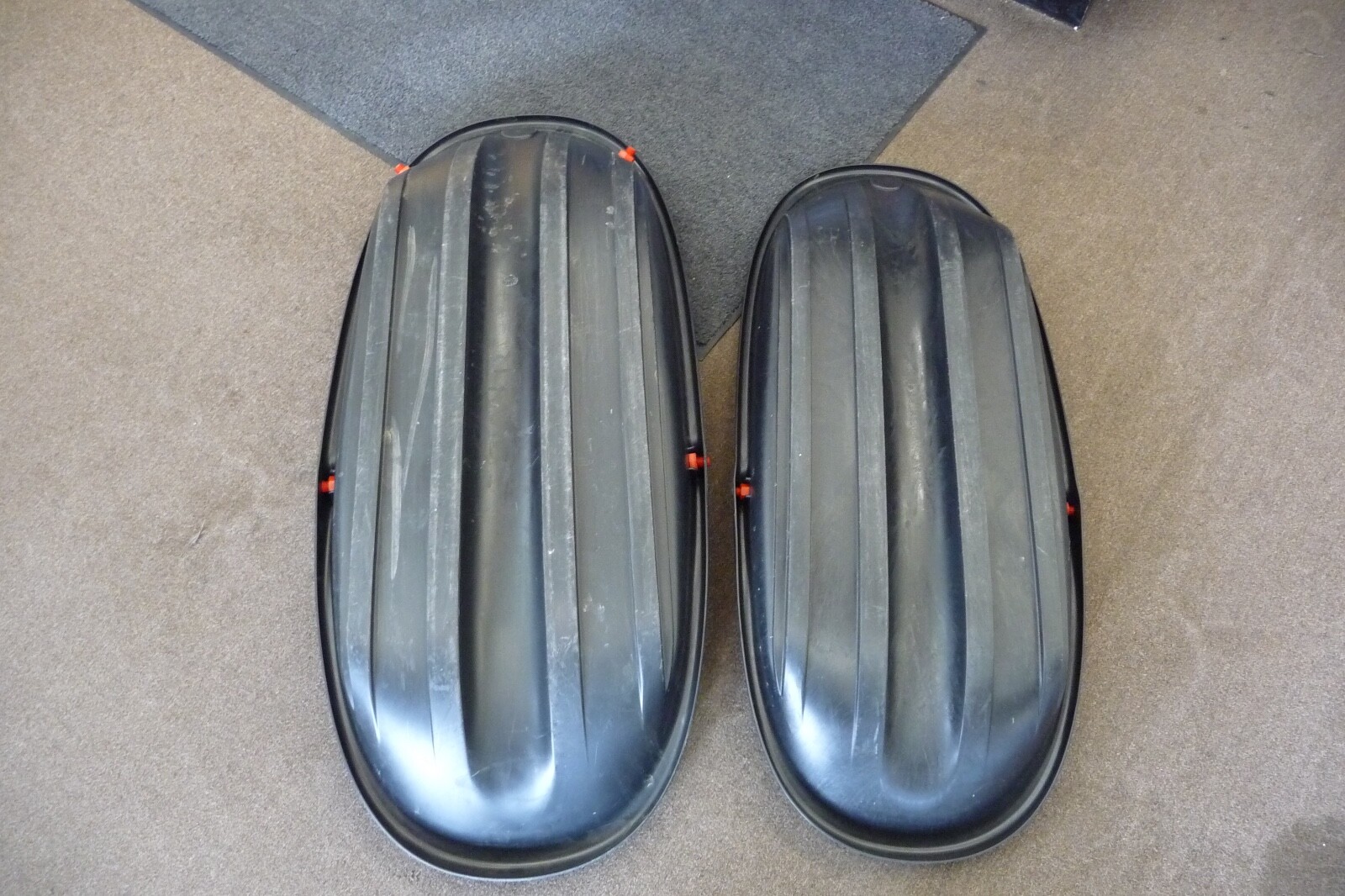 MAD RIVER ROCKET SLED REVOLT AND STINGER SLED KNEE SLED TOBAGGAN