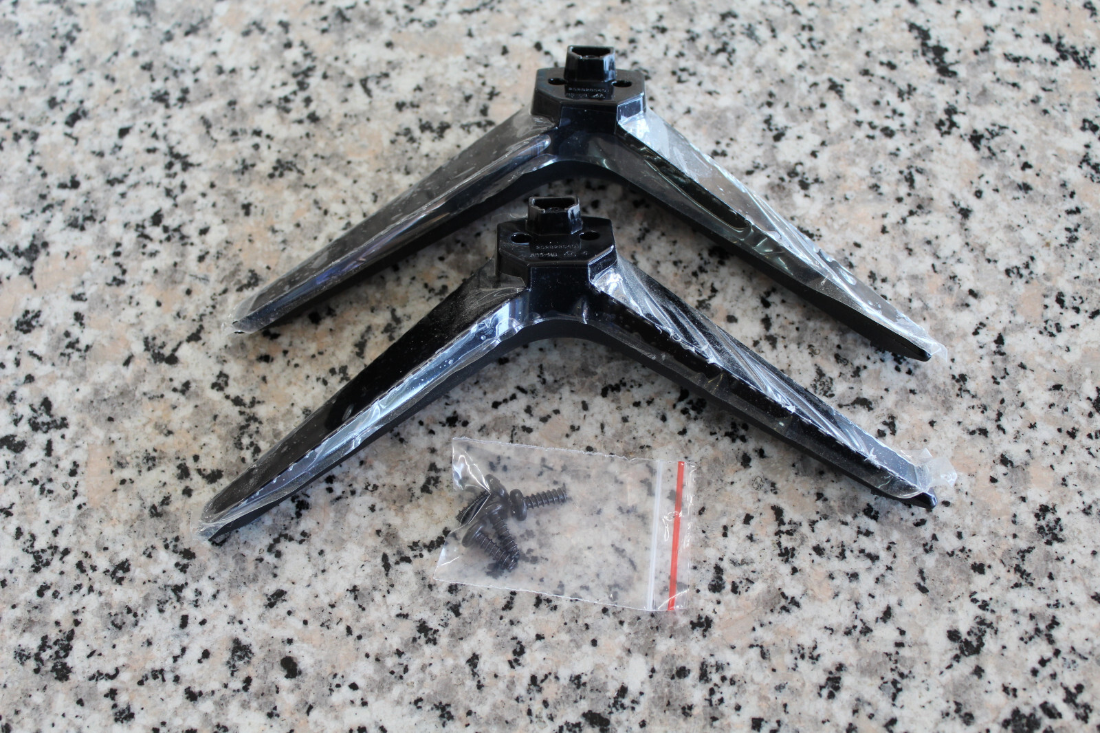 For Insignia Ns-32d310na17 Television (used)