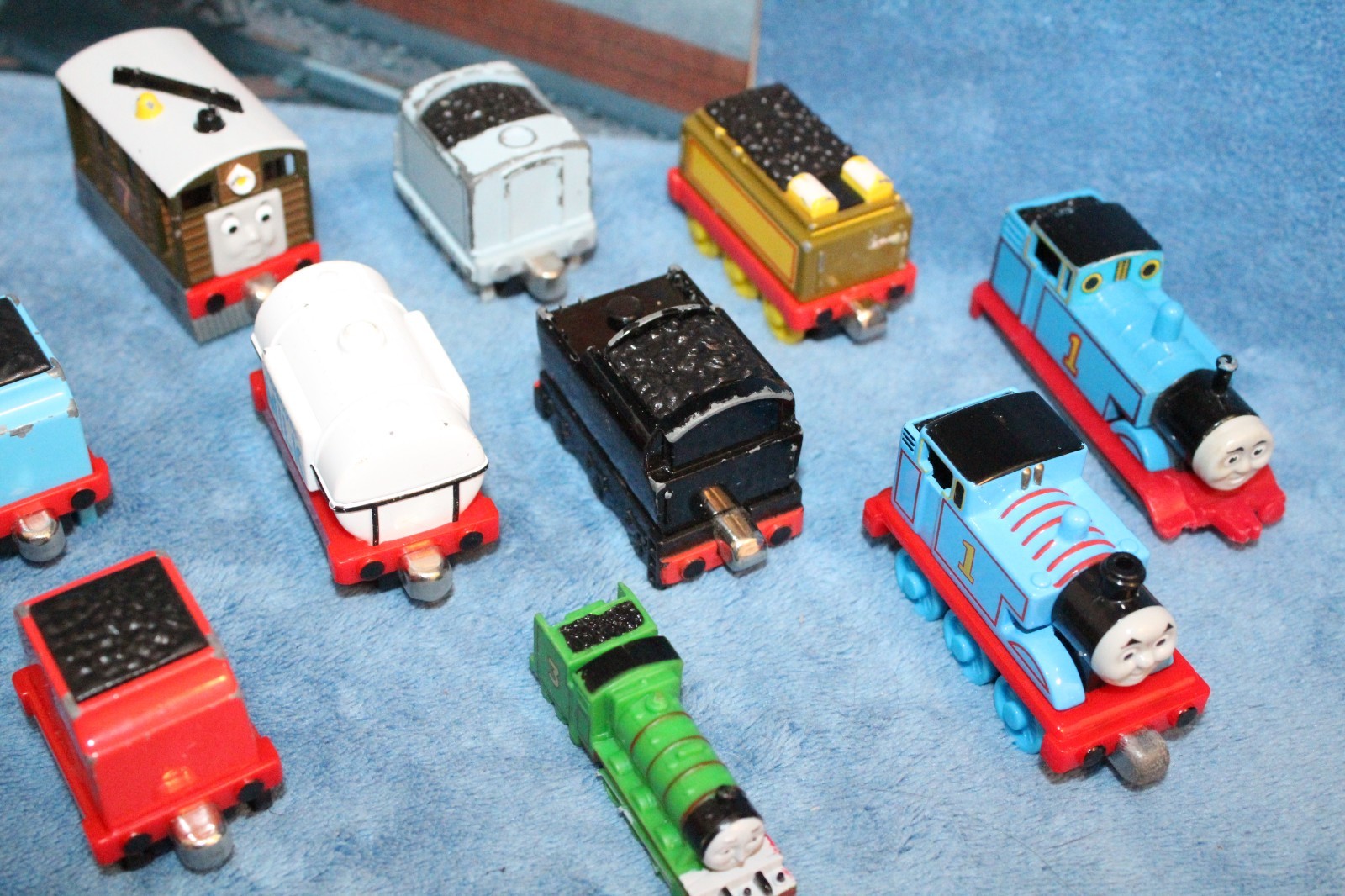 Lot of 14 Thomas the Tank Engine Cars incl Diecast and Book