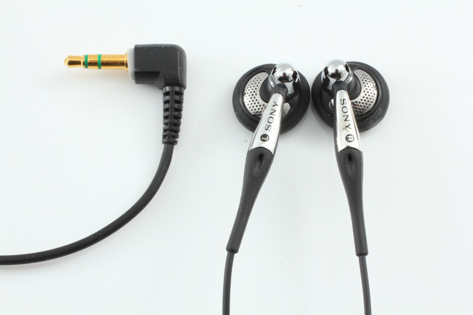 Sony MDR-E888LP Earphones Earbuds From JAPAN | eBay Sony MDR-E888LP Earphones Earbuds From JAPAN | eBay