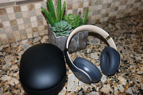 Beats by Dr. Dre Studio3 Headband Wireless Headphones - Shadow gray