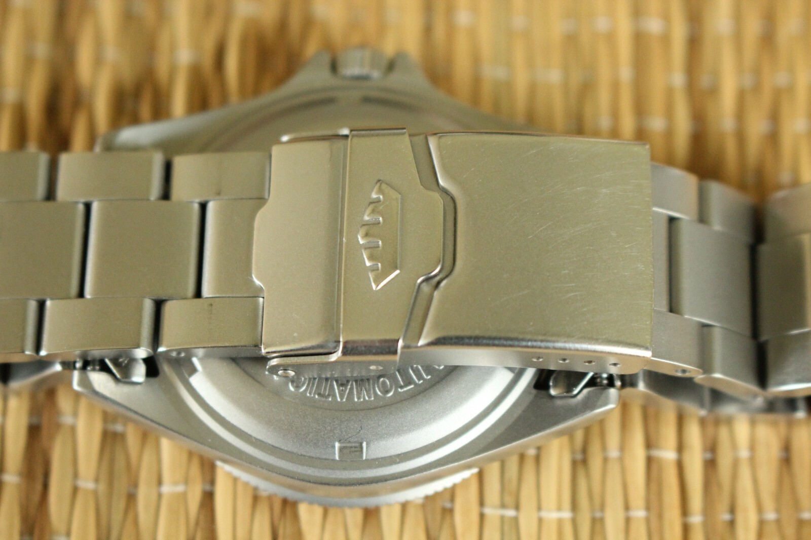 FORTIS GMT 611.22.148 200M DEPLOYMENT BRACELET COSMONAUT PILOT FORTIS GMT 611.22.148 200M DEPLOYMENT BRACELET COSMONAUT PILOT