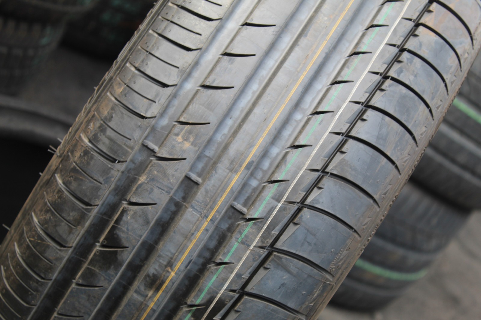 New 235 55 17 Michelin, Latitude Sport, AO, 99V, x1 Single Tyre (F1_tyres) L3712