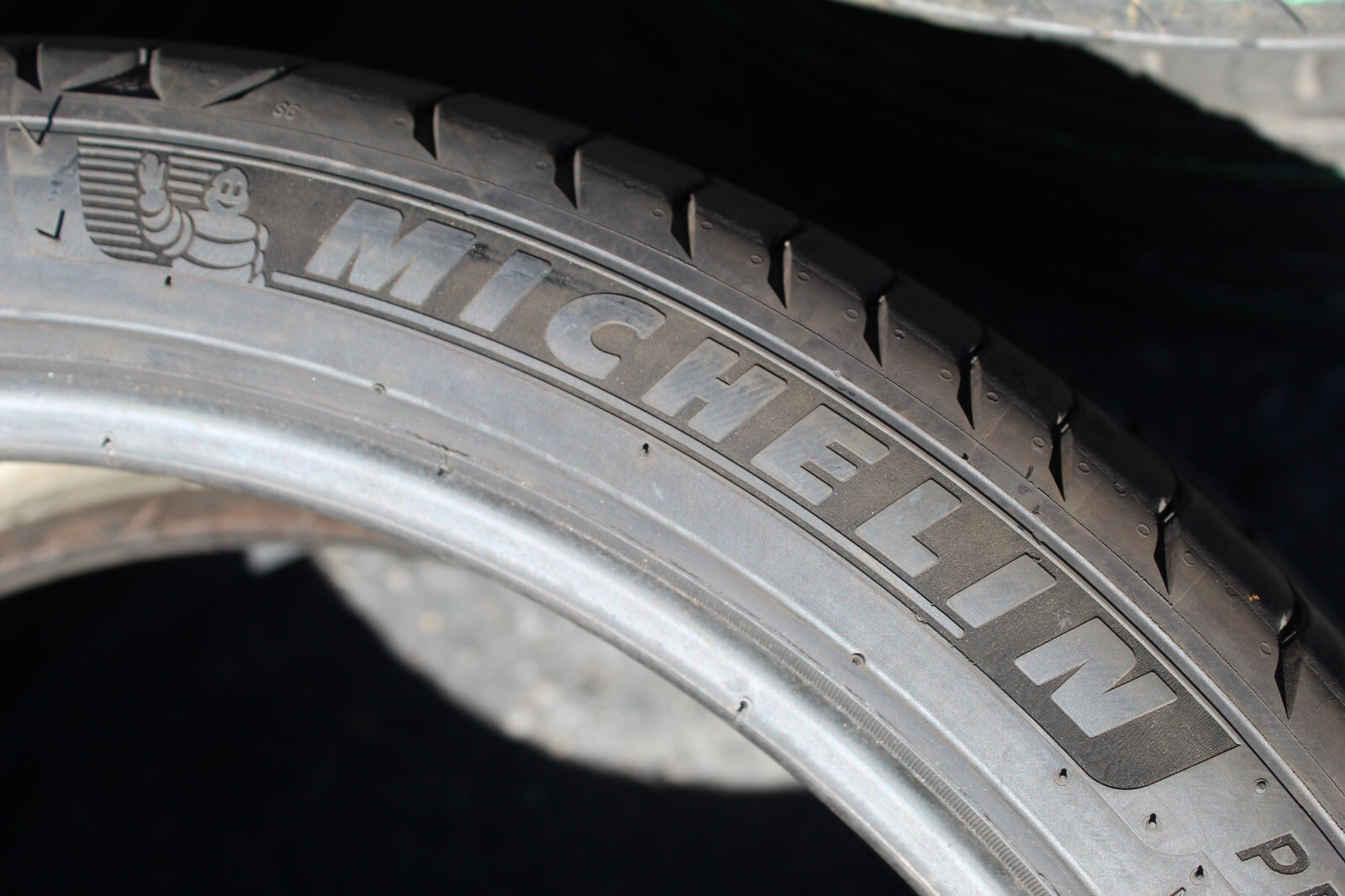 225 40 18 Michelin, Primacy 4, XL 92Y, x1 Single Tyre 6.2mm (F1_tyres) L2719