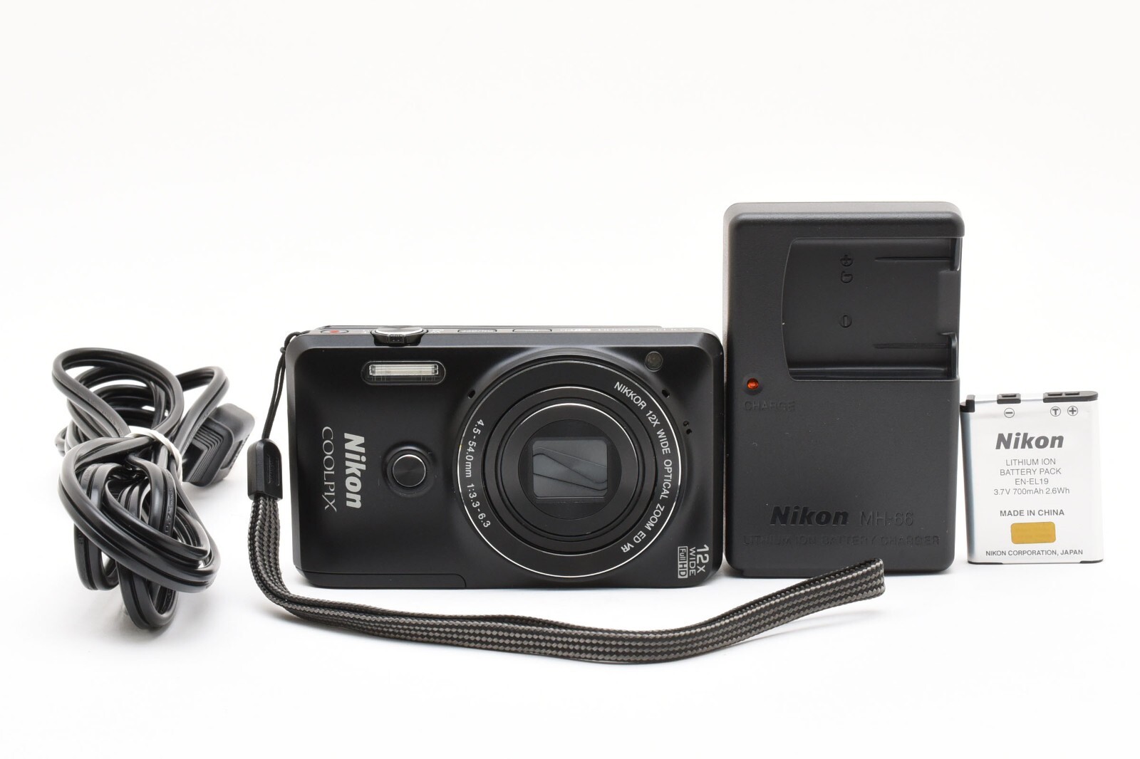 ✨【Nikon デジタルカメラ COOLPIX S6900（リッチブラック）】✨ Nikon COOLPIX S6900 Digital Camera (Black) 26473 B&H Photo Video