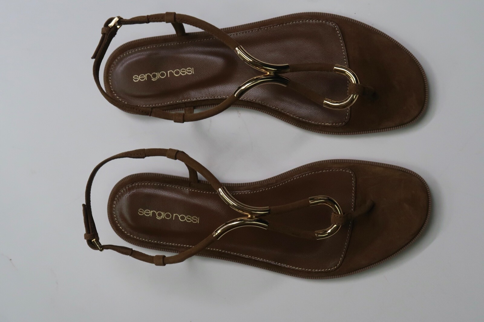 Pre-owned Sergio Rossi Women's Gold Hardware Twist Brown Flat Thong Sandals Eu 39 $595