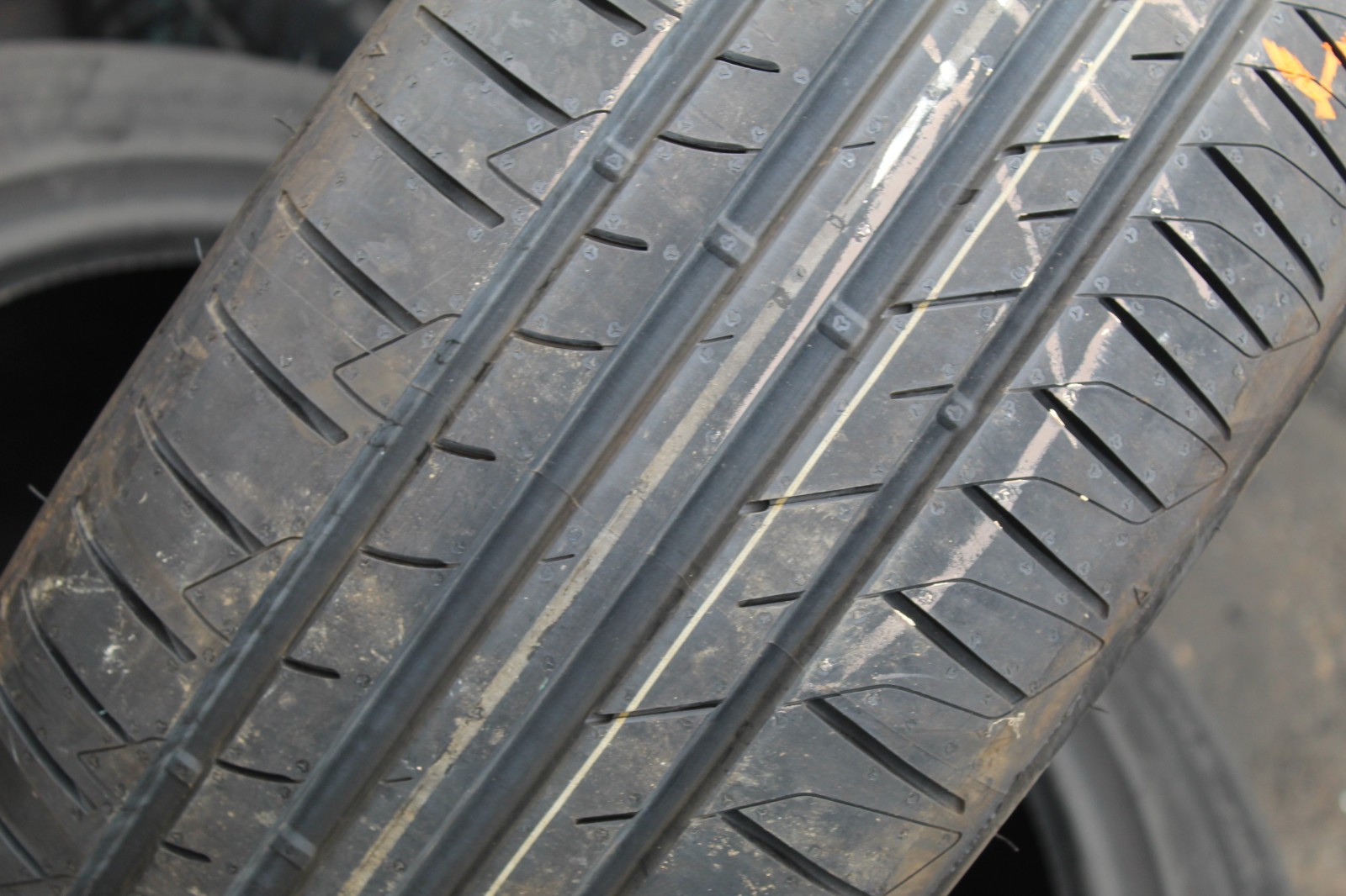 New 225 45 17 ESA Tecar, Spirit 5 UHP, XL, 94Y x1 Single Tyre (F1_tyres) L3674