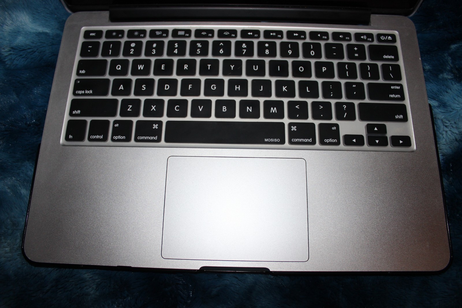 Apple MacBook Pro (13-inch Early 2015)