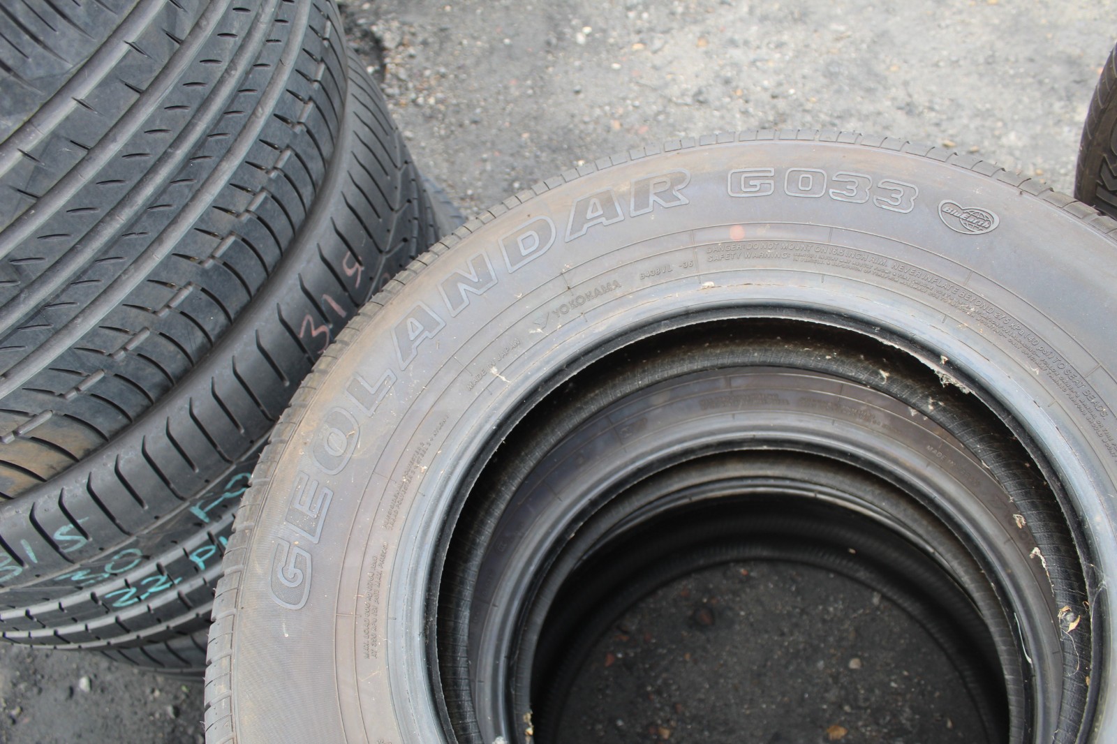 New 215 70 16 Yokohama, Geolander GO33, 100H, x1 Tyre (F1_tyres) L3716