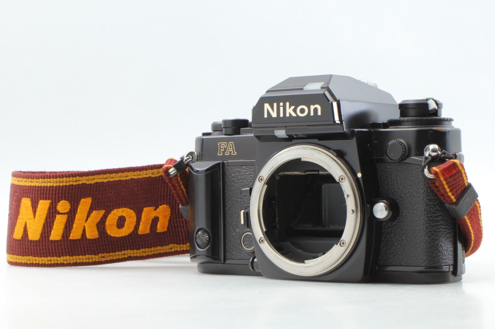 NEAR MINT】 Nikon FA Black 35mm SLR Film Camera Body MF From