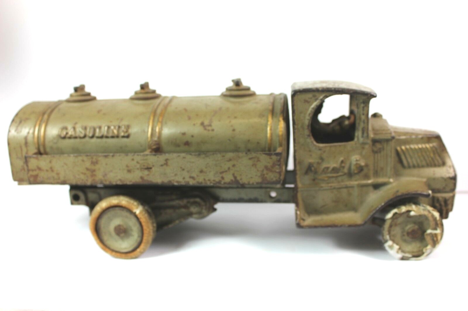 Authentic Arcade MACK Cast Iron AR152 GASOLINE Truck 13 1/4