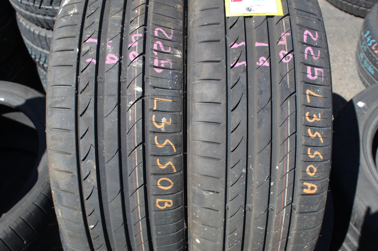 New 225 40 19 Rotalla, Setula SRace RU01, XL, 93Y, x2 A Pair (F1_tyres) L3550