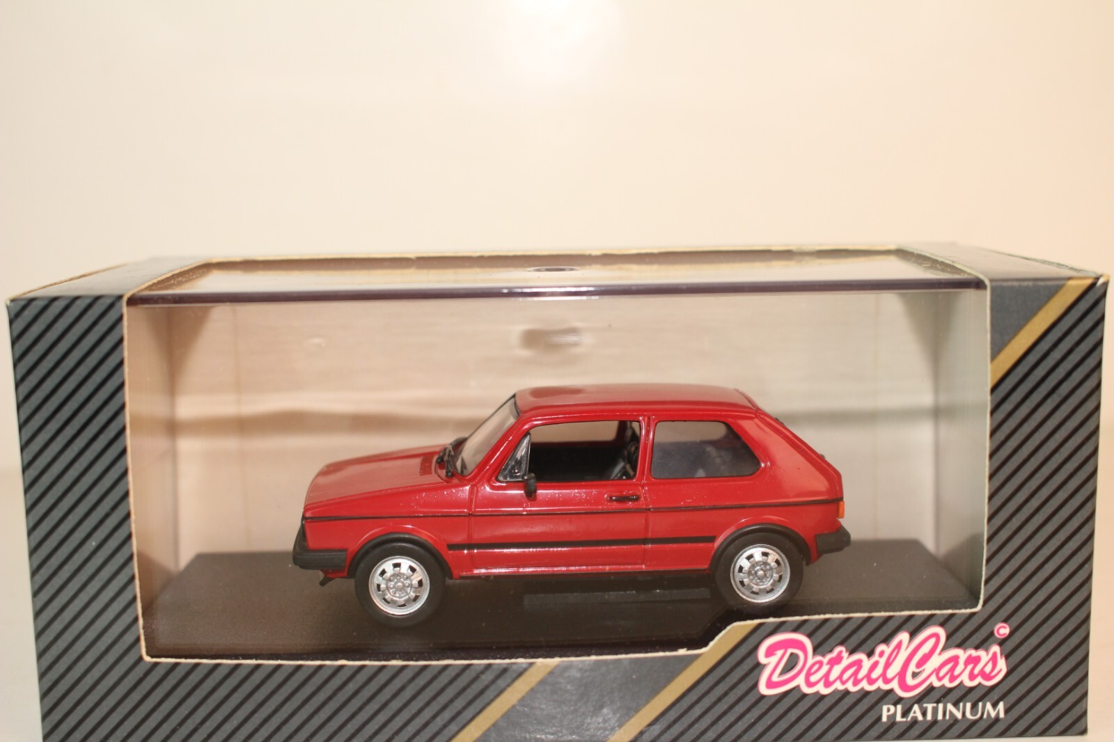 ディテールカーズ 1/43 フォルクスワーゲン ゴルフ1 カブリオ1974 銀