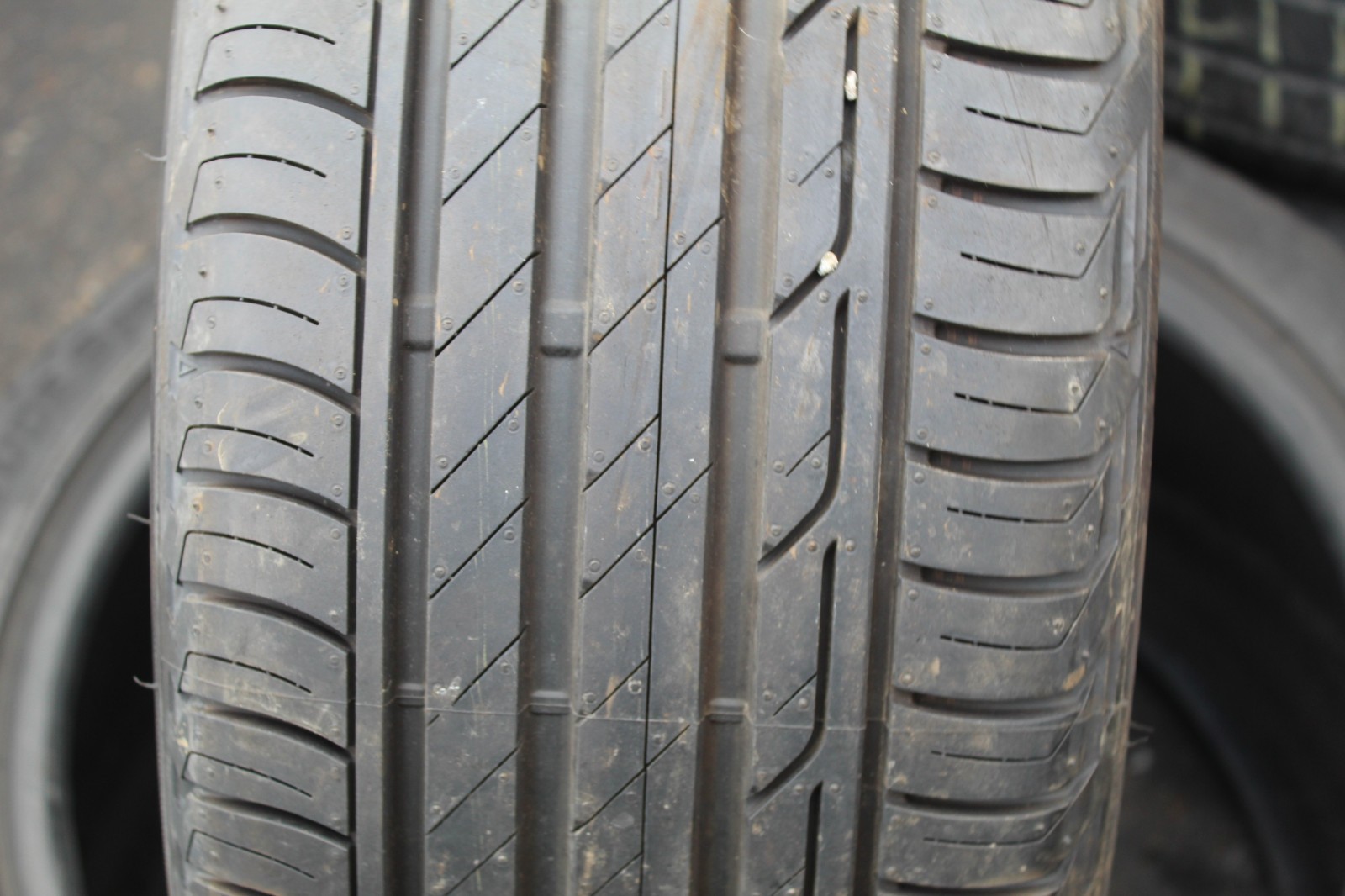 New 225 45 17 Bridgestone, Turanza T001, 91W, x1 Single Tyre (F1_tyres) L3675