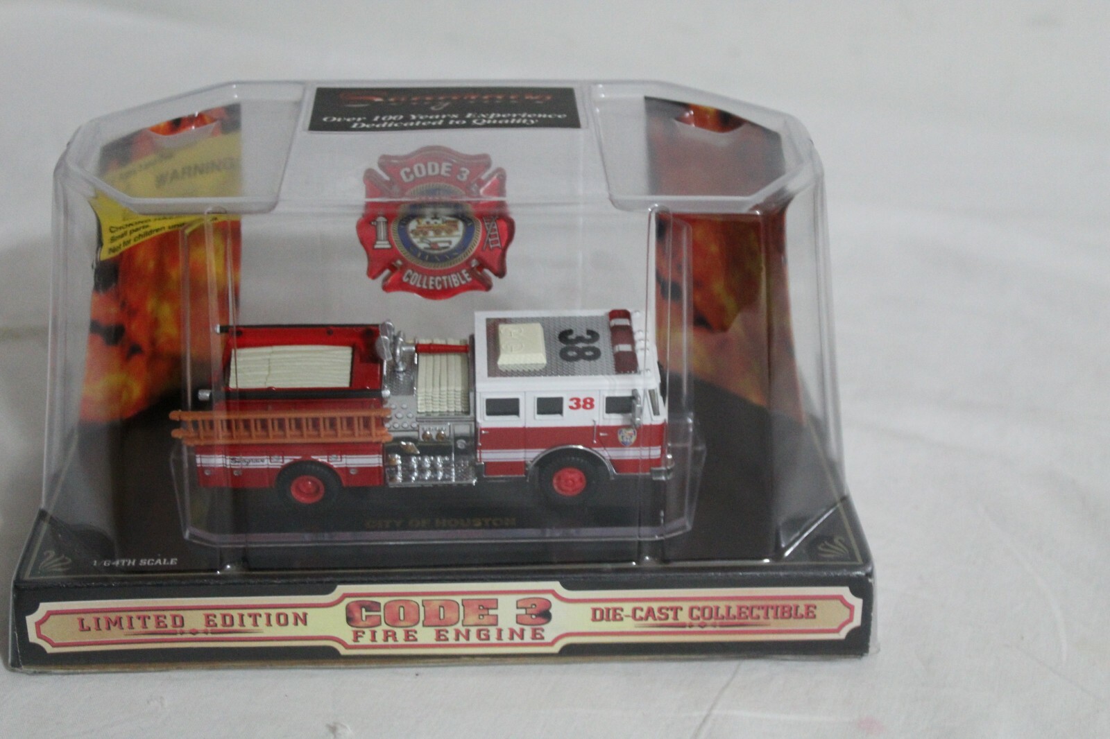 ☆ 1/64 Cocodake Plate ③ CODE 3 Seagrave Fire Truck #283 FDNY Fire Dept of New York