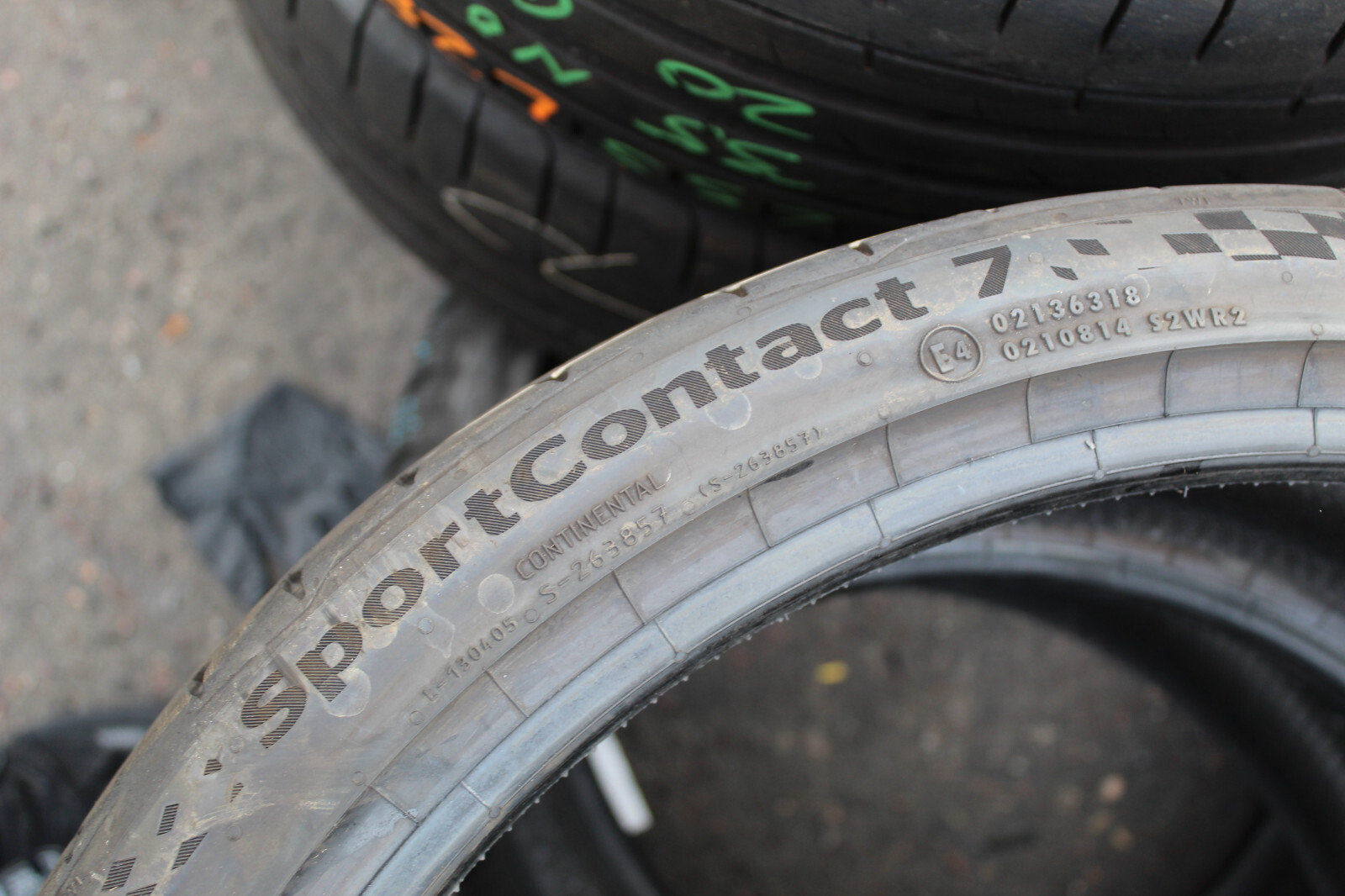 235 35 20 Continental, Sport Contact, XL, 92Y, x2 A Pair 5.5mm (F1_tyres) L2828