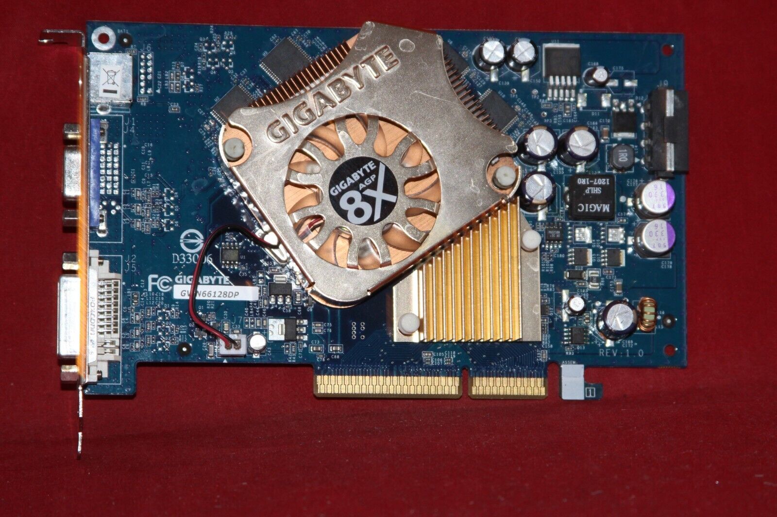 Gigabyte Nvidia GeForce 6600, 128MB 128BIT DDR, AGP Graphics Gigabyte Nvidia GeForce 6600, 128MB 128BIT DDR, AGP Graphics