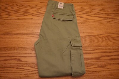 NWT MEN'S LEVI ACE CARGO PANTS Multiple Sizes At Waist Relaxed Tapered Green $69