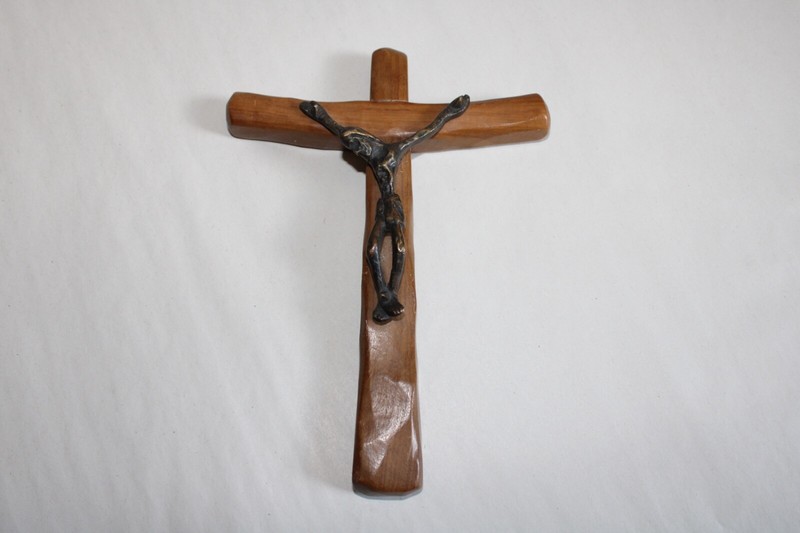 Ancien Crucifix SignÃ© Moutie, En Bois D'Olivier Et Bronze, Hauteur 18 Cm