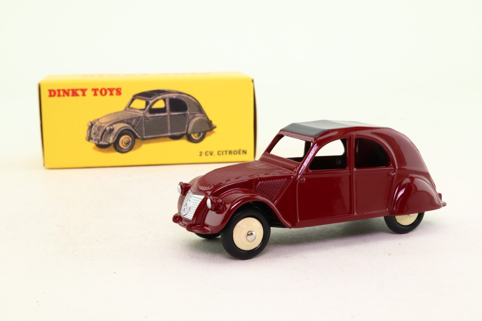DINKY TOYS / NOREV Citroen 2CV / Nr 24 T / Dark red - Black