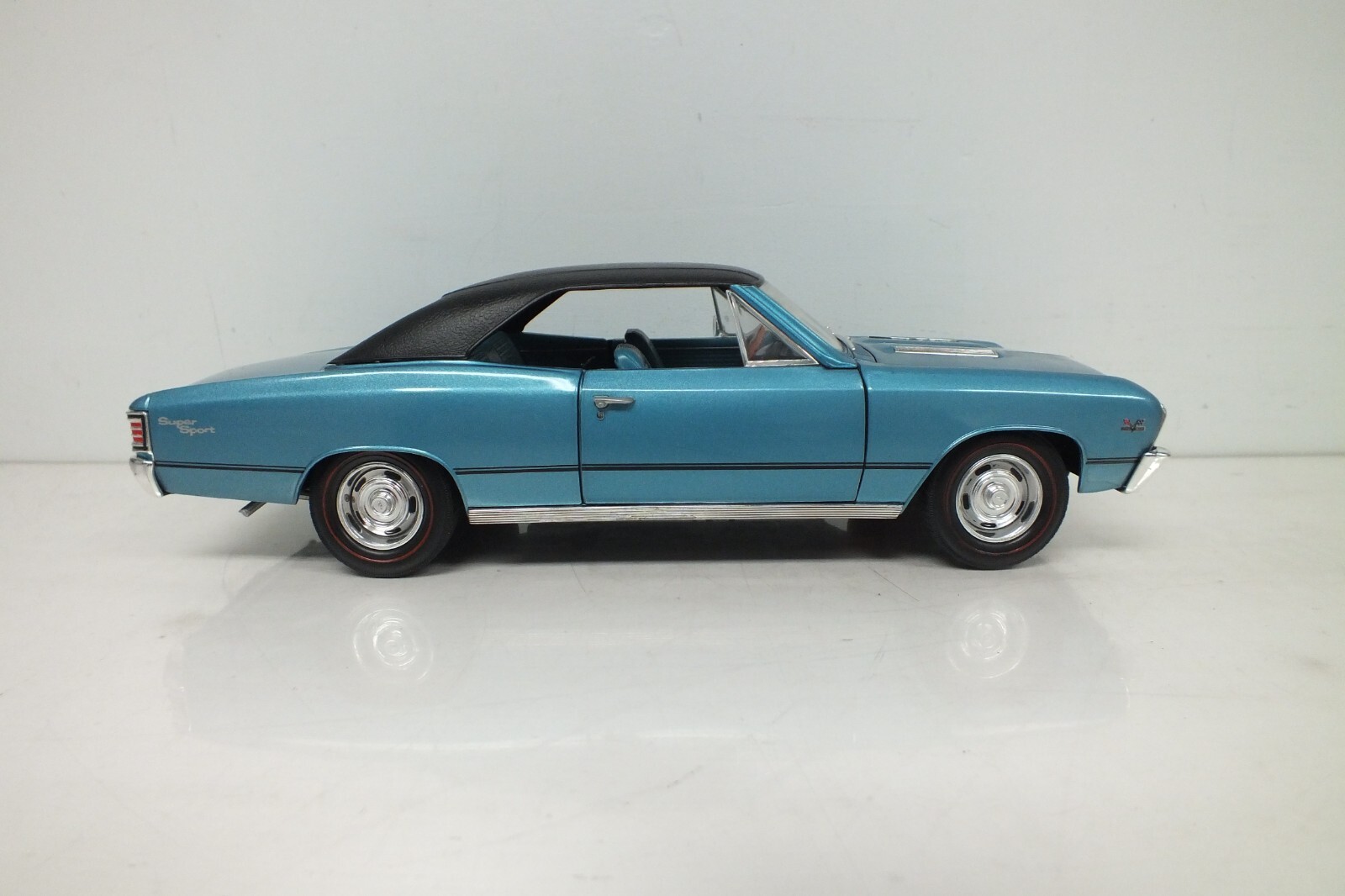 Ertlアーテル/'68 Chevyシボレー Chevelleシェベル 1/18 Ertlアーテル/'68 Chevyシボレー Chevelleシェベル 1/18 Amazon
