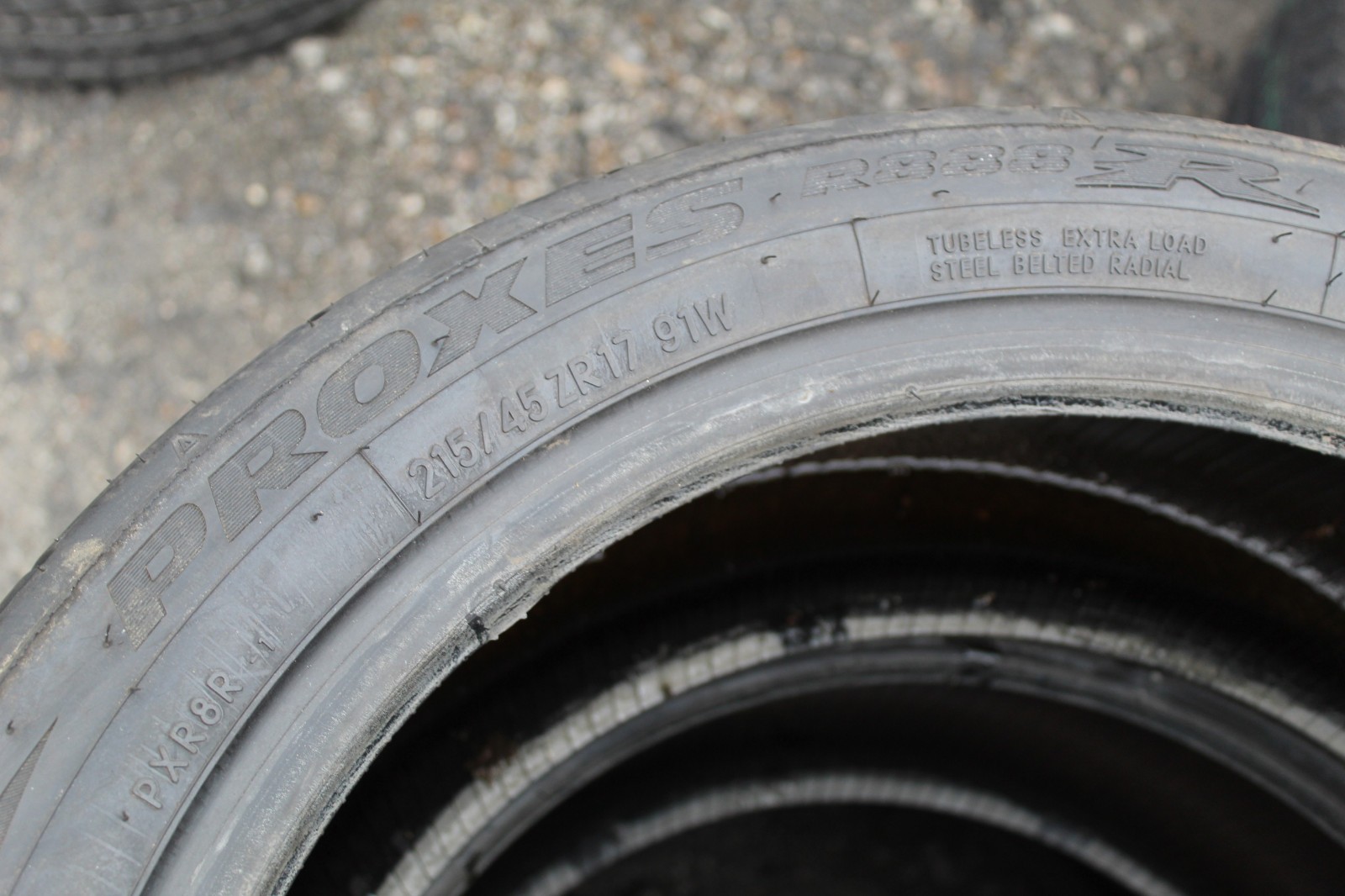 New 215 45 17 Toyo, Proxes R888, XL, 91W x1 Tyre (F1_tyres) L3668