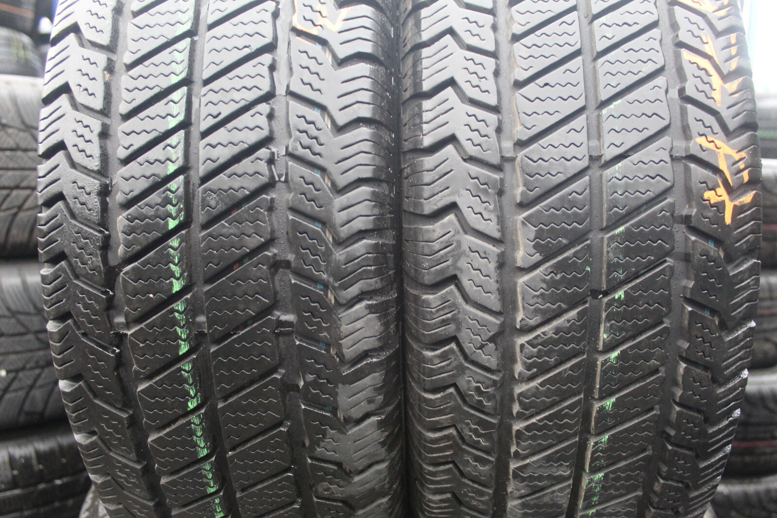215 65 16C Barum, Winter, M+S, XL, 109/107R, x2 A Pair 7.0mm (F1_tyres) L3197