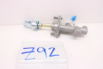 991　みるくみるく2点 New OEM Mitsubishi Clutch Master Cylinder Eclipse MR333661
