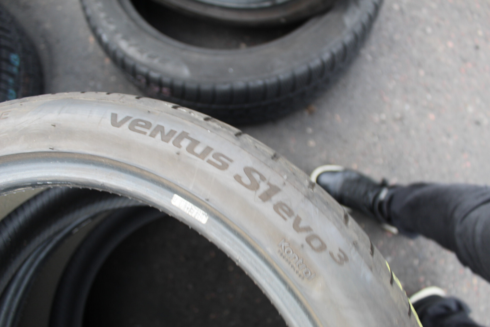 235 40 19 Hankook, Ventus S1 Evo 3, XL, 96W, x2 A Pair 6.2mm (F1_tyres) L2268
