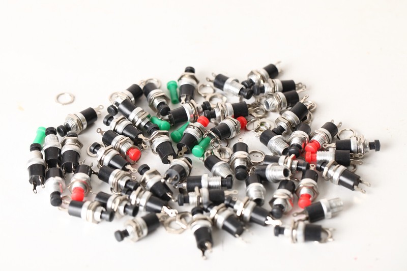 Ca 50 Miniaturschalter  Mikro-Schalter  Taster , Siehe Fotos  (306201) E5876e