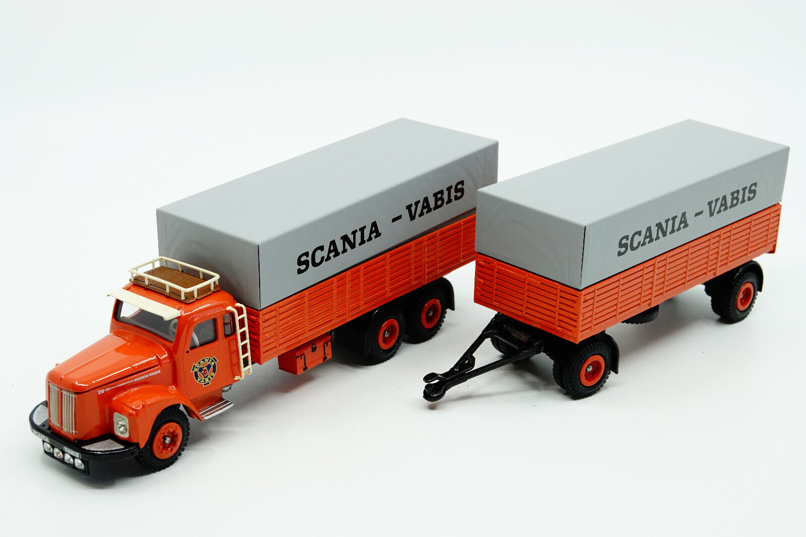 Tekno/テクノ SCANIA VABIS 110 木材運搬 トラック/ミニカーの