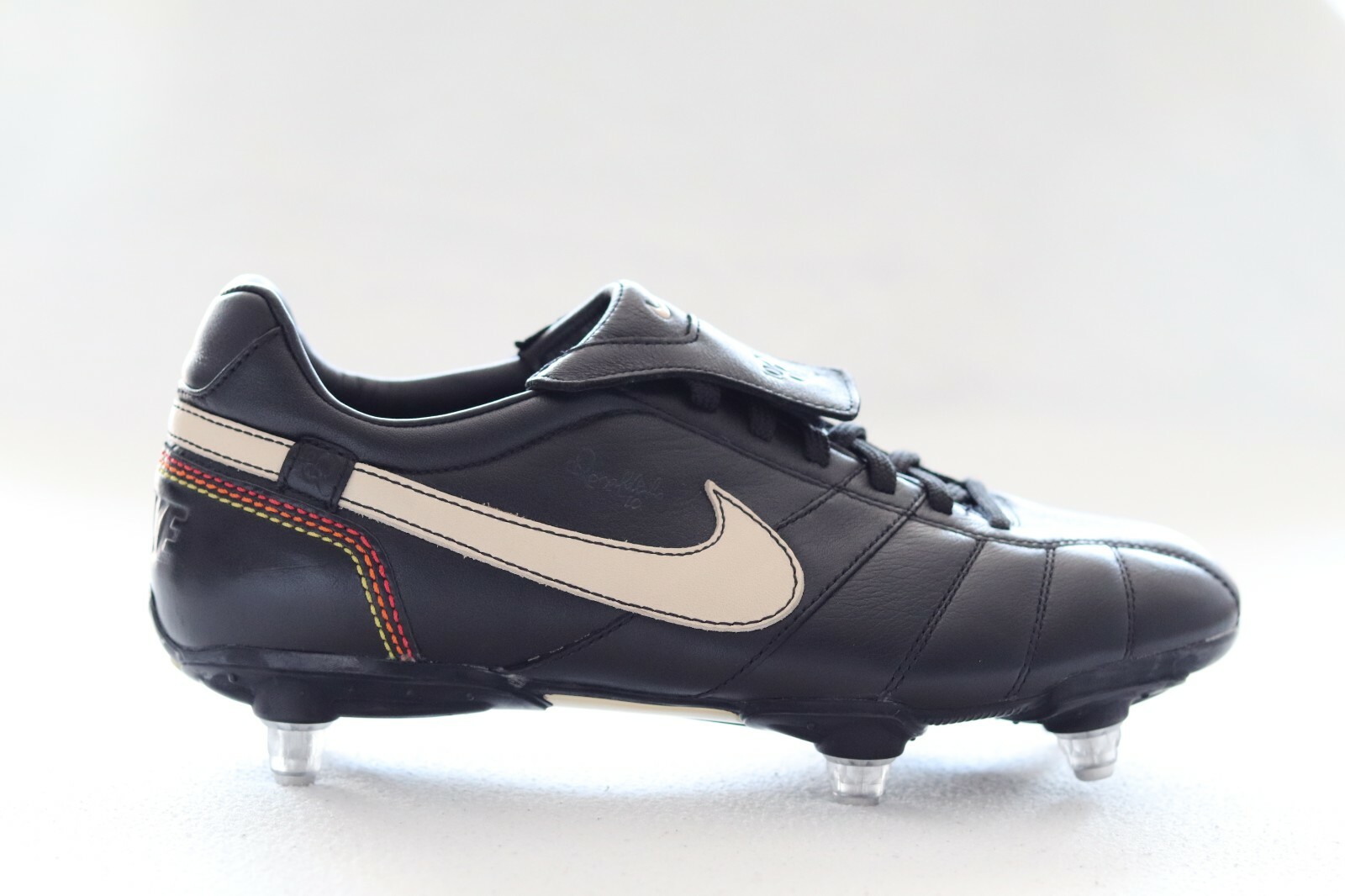 ronaldinho r10 boots