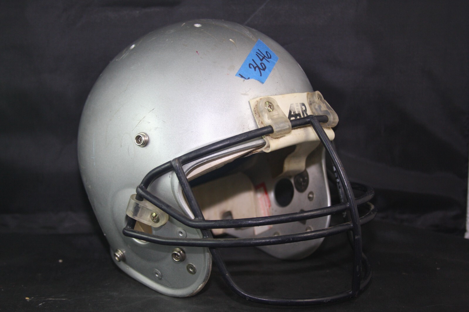 ヘルメット 1970s BIKE FOOTBALL HELMET VINTAGE Game Used Vintage BIKE Football Helmet- Size Large - White