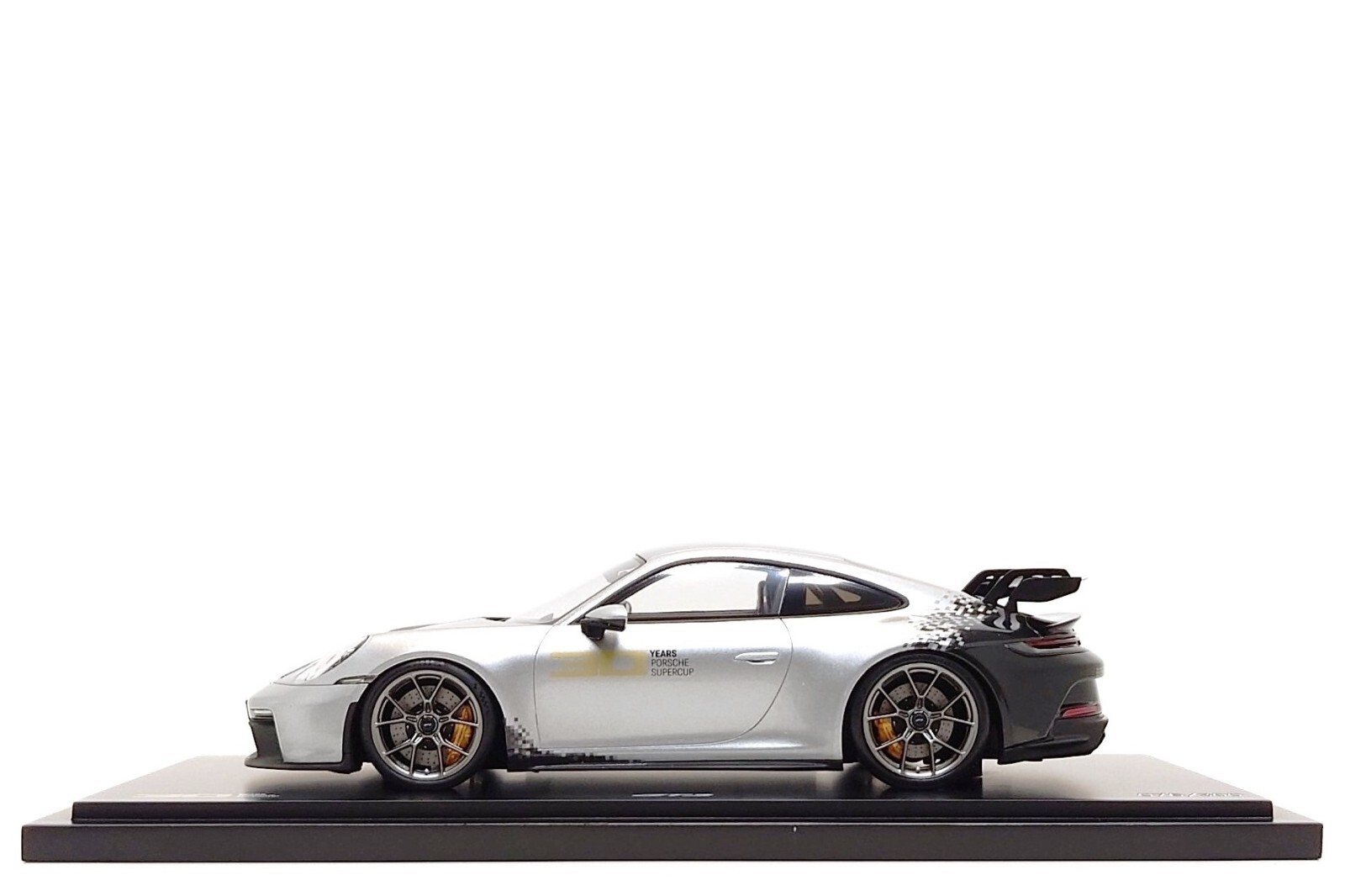Spark 1:18 Porsche 911 GT3 (992) Sonderwunsch - 30 Years