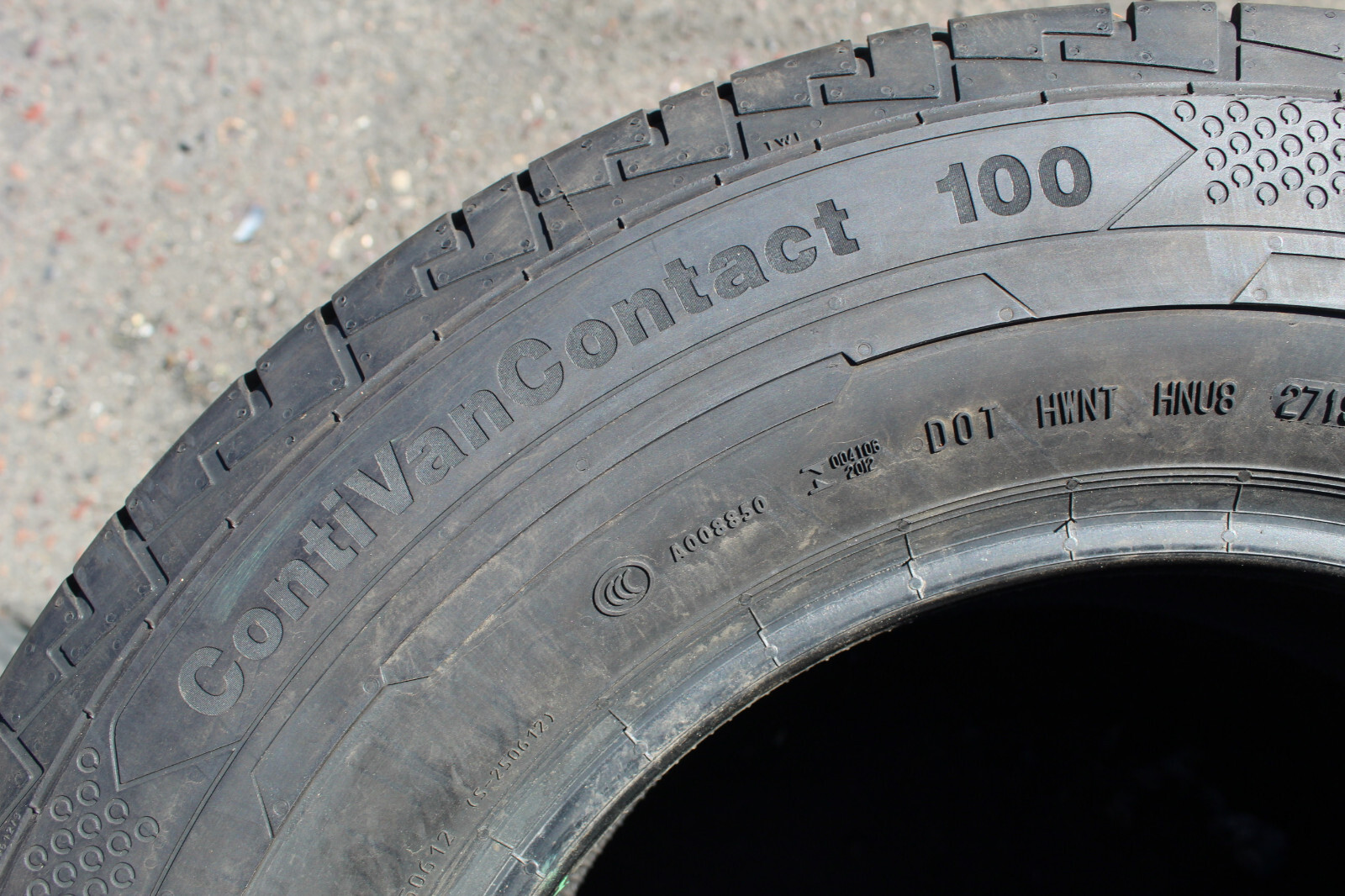 New 215 70 15C Continental, CVC 100, 109/107S, x1 Single (F1_tyres) FO L3369