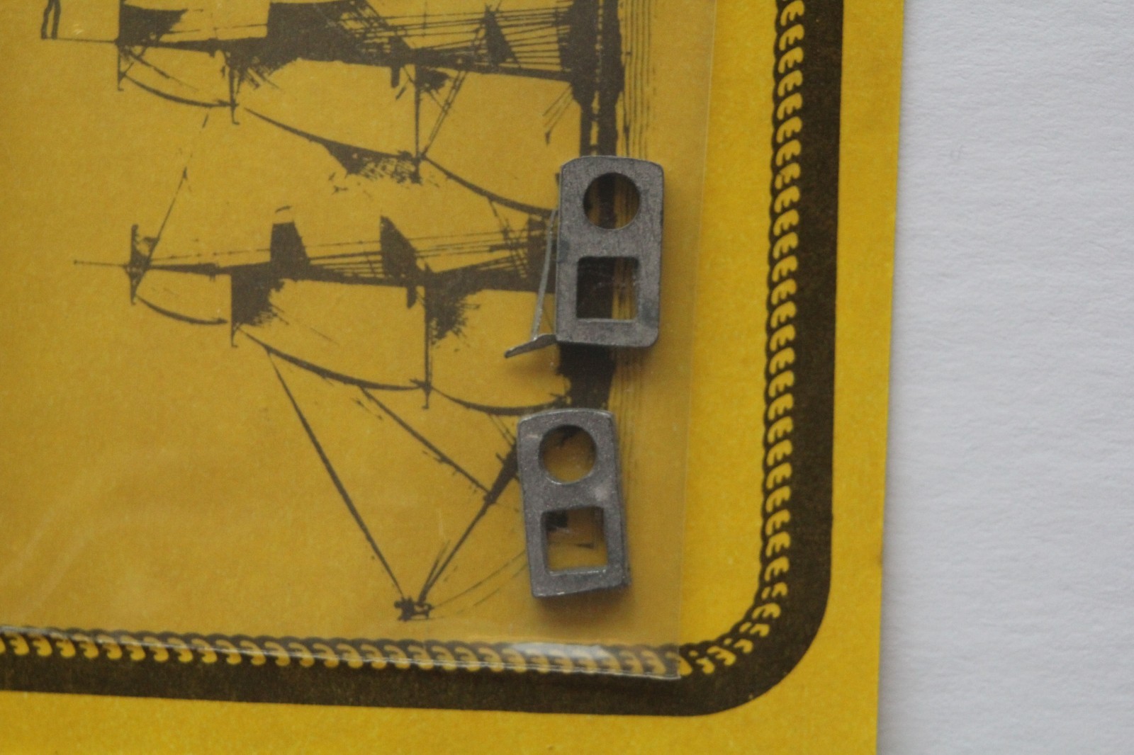 Model Shipways Fittings MS0677 Mast Cap 7/16