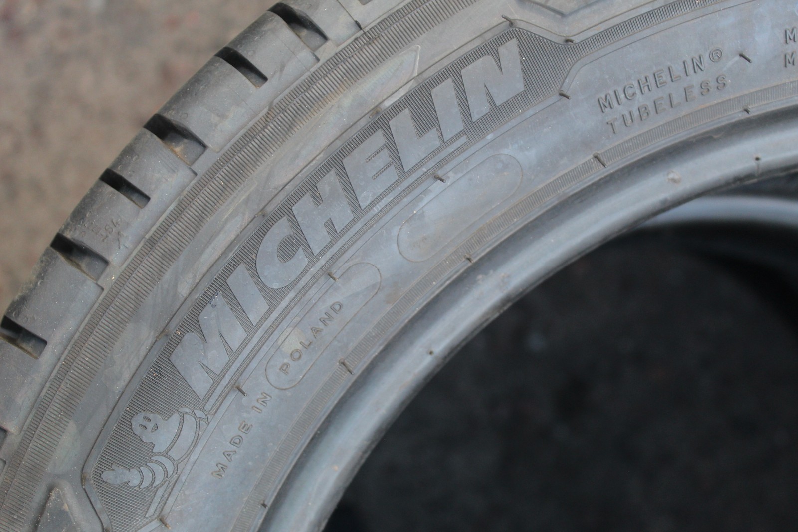 New 215 60 17c, Michelin Agilis 3,  109/107T, x1 Tyre (F1_tyres) X160