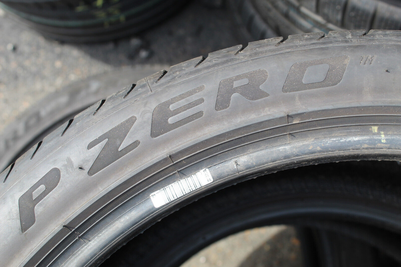 295 35 21 Pirelli, P Zero, Porsche - N0, 103Y, x2 A Pair 6.5mm (F1_tyres) L2577