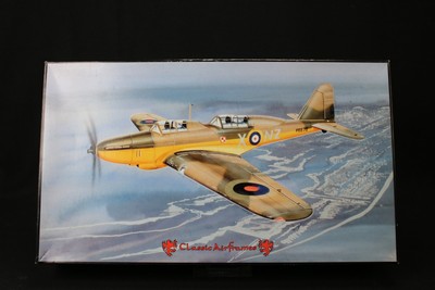 YW029 CLASSIC AIRFRAMES 1/48 maquette avion 429 Fairey Battle Trainer