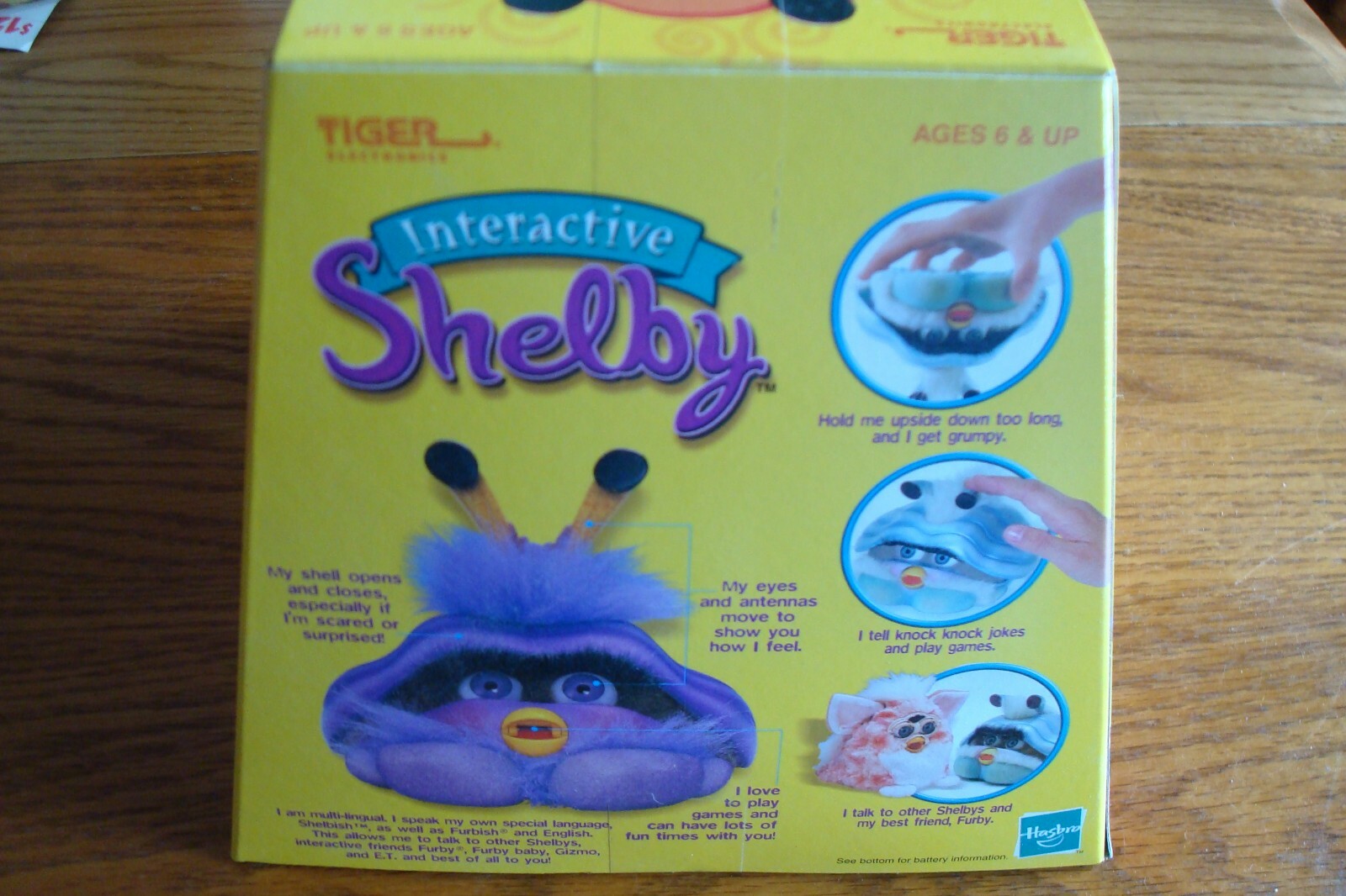 Shelby Clam Interactive Toy Hasbro Tiger Electronics 2001 New Unopened BLUE