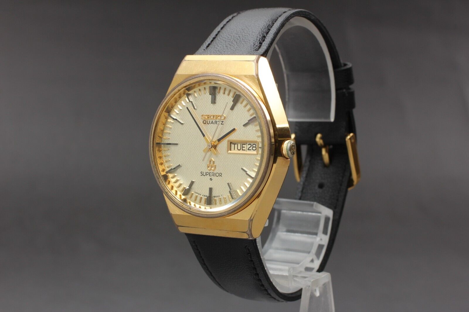 Exc 5 Vintage Seiko Superior 4883 8100 Gold SGP Day Date Quartz Men s Watch