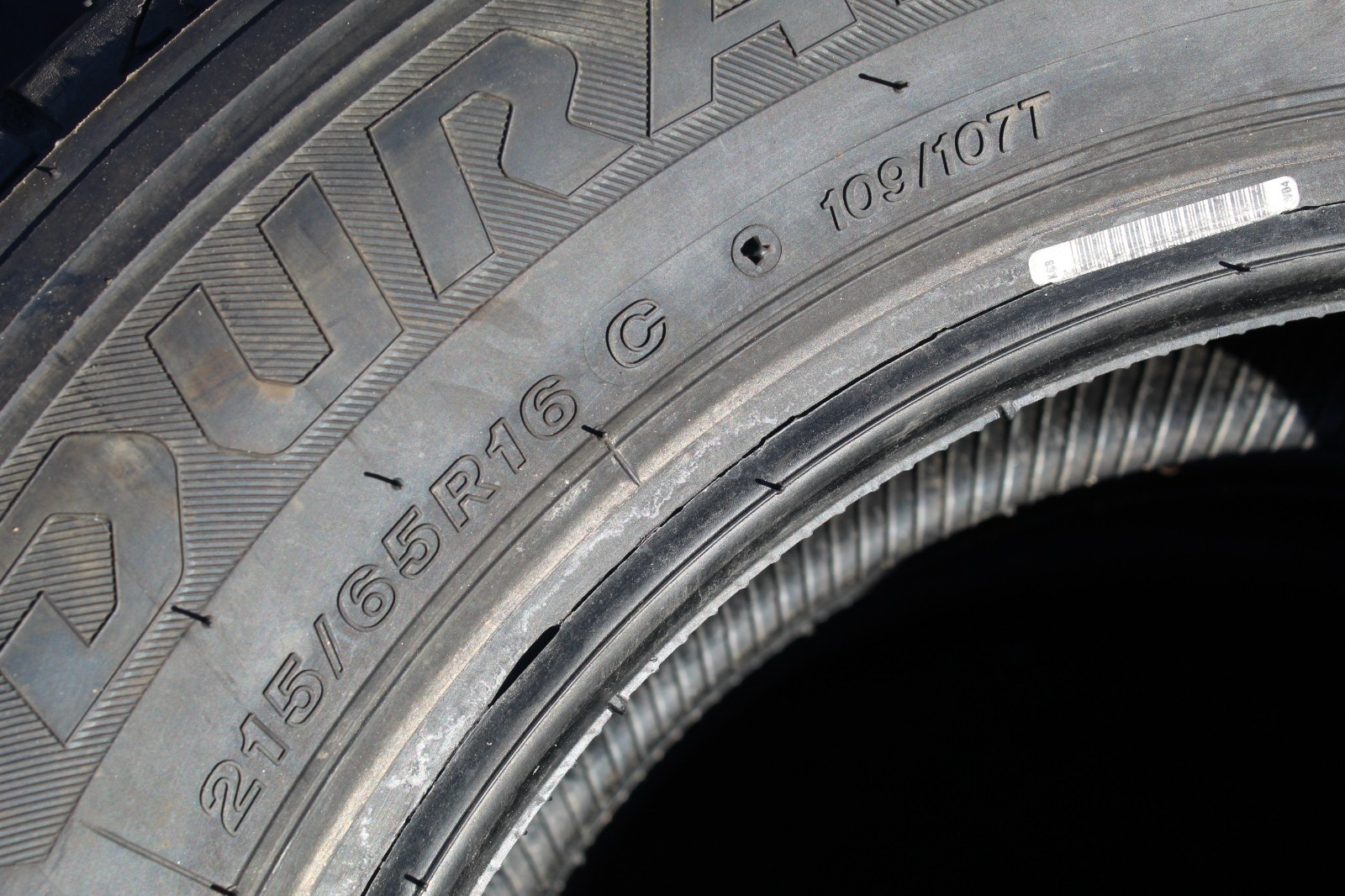 New 215 65 16C Bridgestone, Duravis R660, 109/107T, x1 Tyre (F1_tyres) L3834